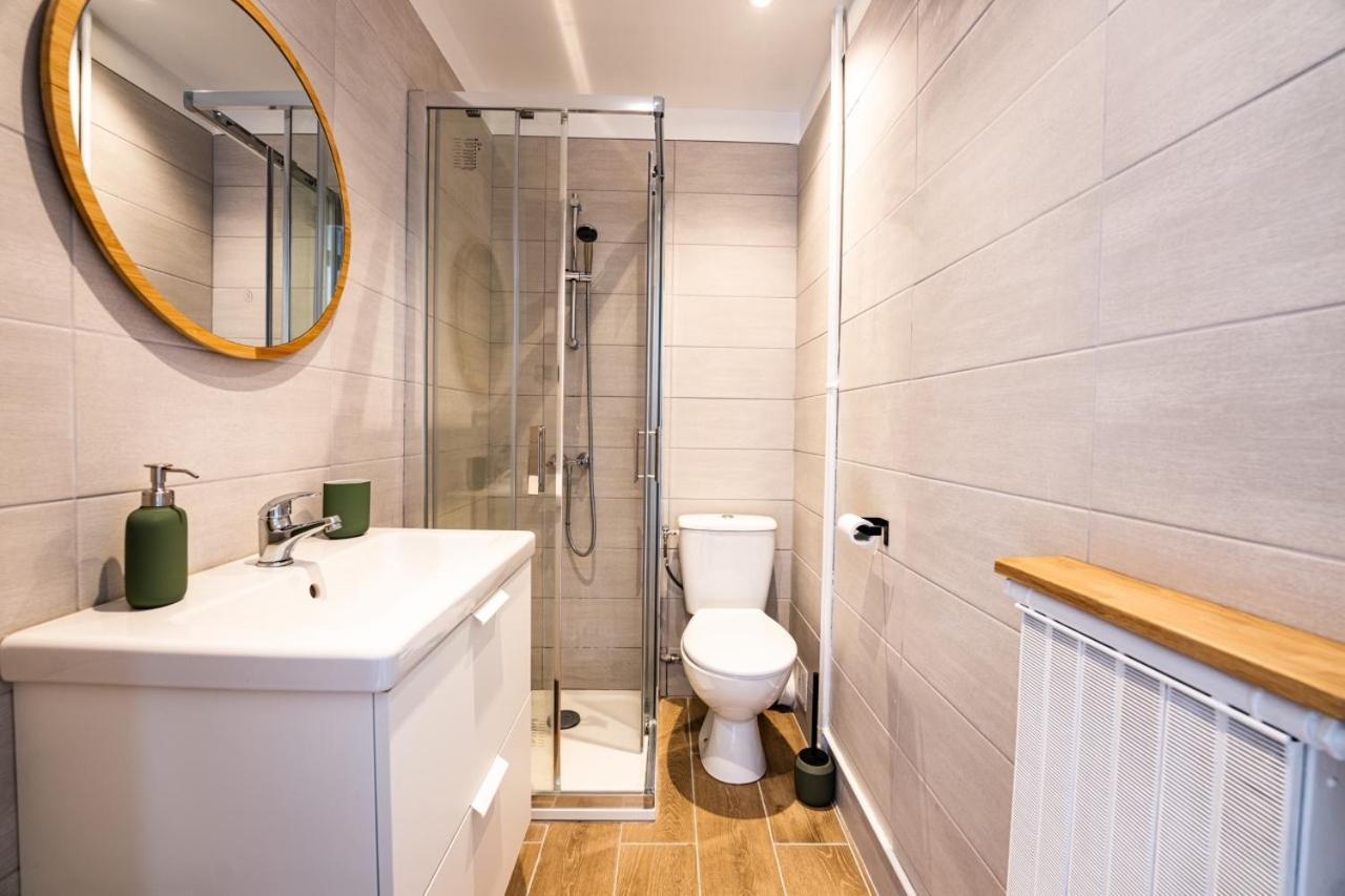 Appartement Studio moderne refait à neuf avec balcon à Valence  Extérieur photo